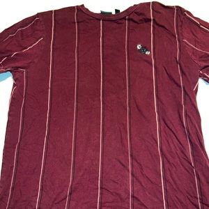 Beautiful Maroon Shirt, color is darker in person compared to picture